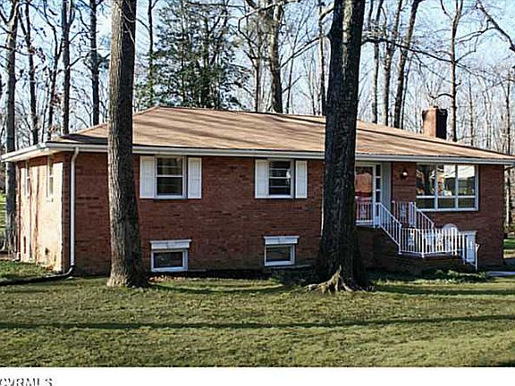 4th image of 15070 Horseshoe Bend Dr