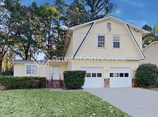 452 Chartley Dr, Stone Mountain, GA 30083