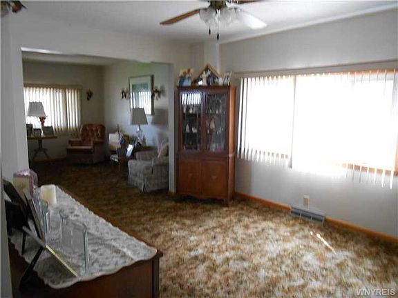 5th image of 354 Emporium Ave