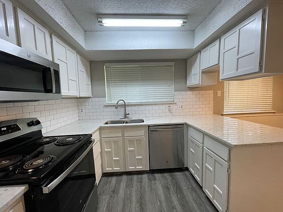 5th image of 2304 Norwich Ct