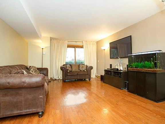2nd image of 181 Buttrick Ave APT 1B
