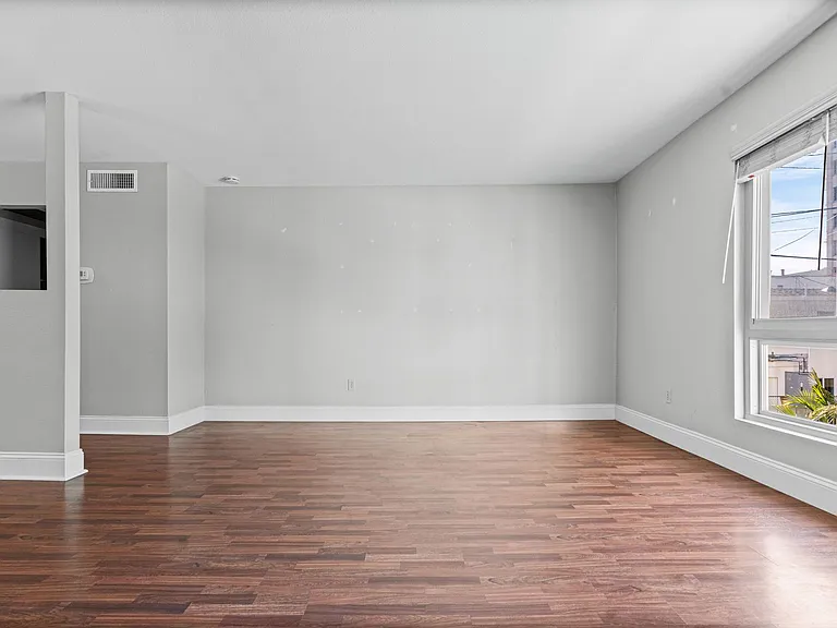 140 Walnut Ave #2F — Photo 17
