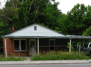 1309 Farmer St, Richlands, VA 24641