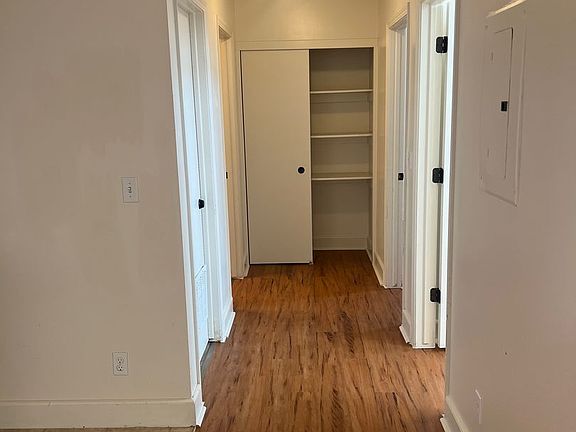 5th image of 1320 S 29th St #22