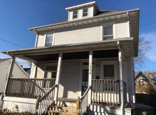 1204 N Madison St, Bloomington, IL 61701