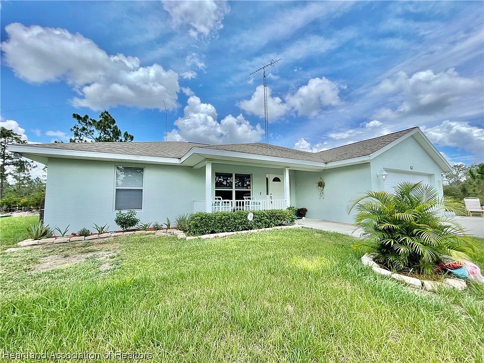 1st image of 617 Bell Pl