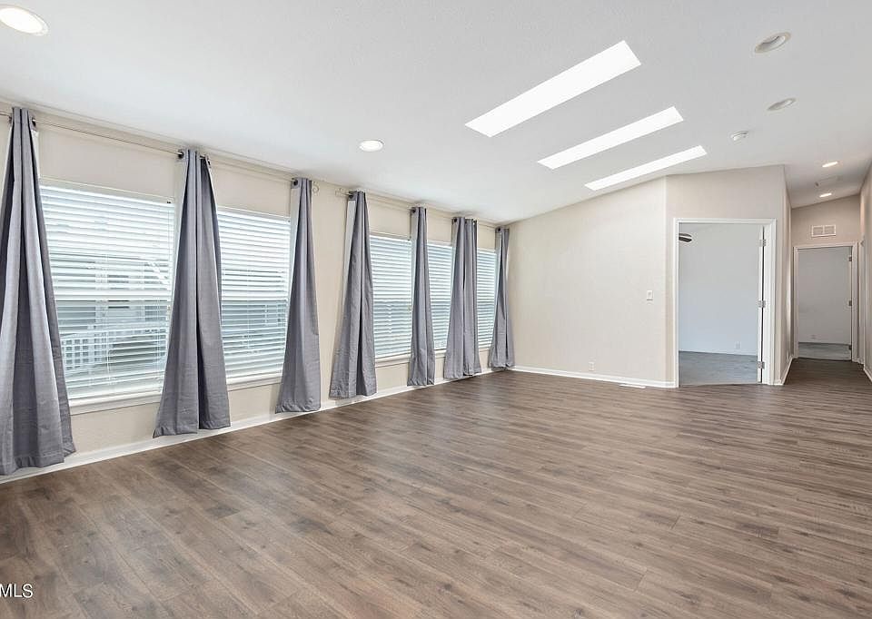 284 Rodgers St Ventura CA Zillow