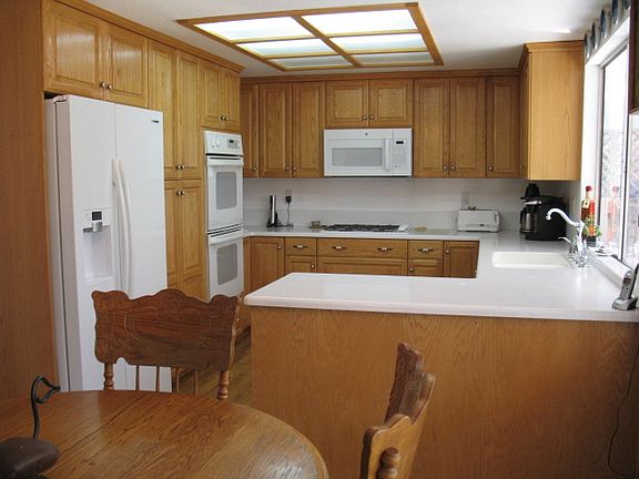 5th image of 803 Cottonwood Dr