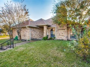 8103 Old Moss Rd, Dallas, TX 75231