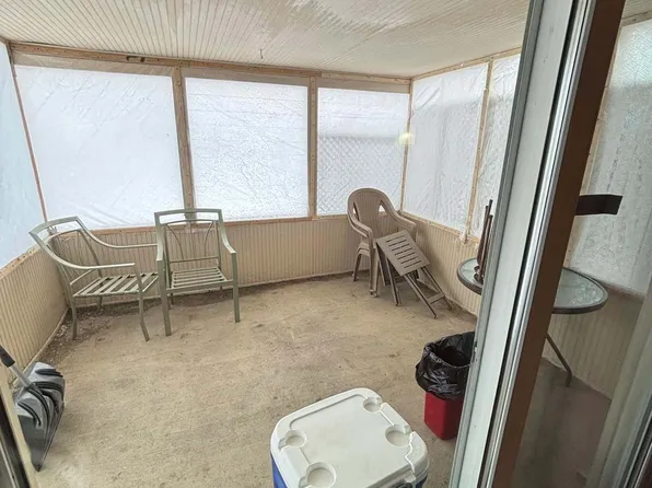 5712 Bishops Blvd S, Fargo, ND 58104