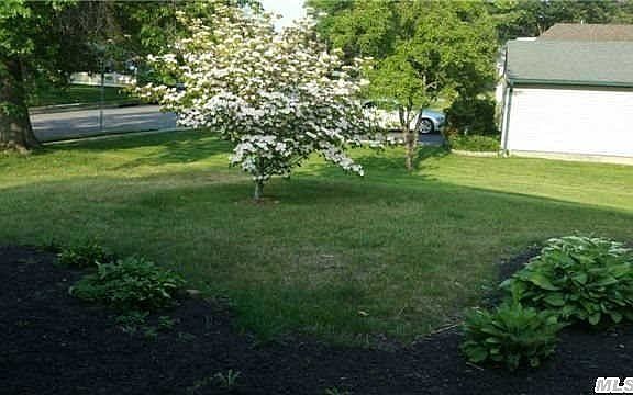 3rd image of 118 Serpentine Ln