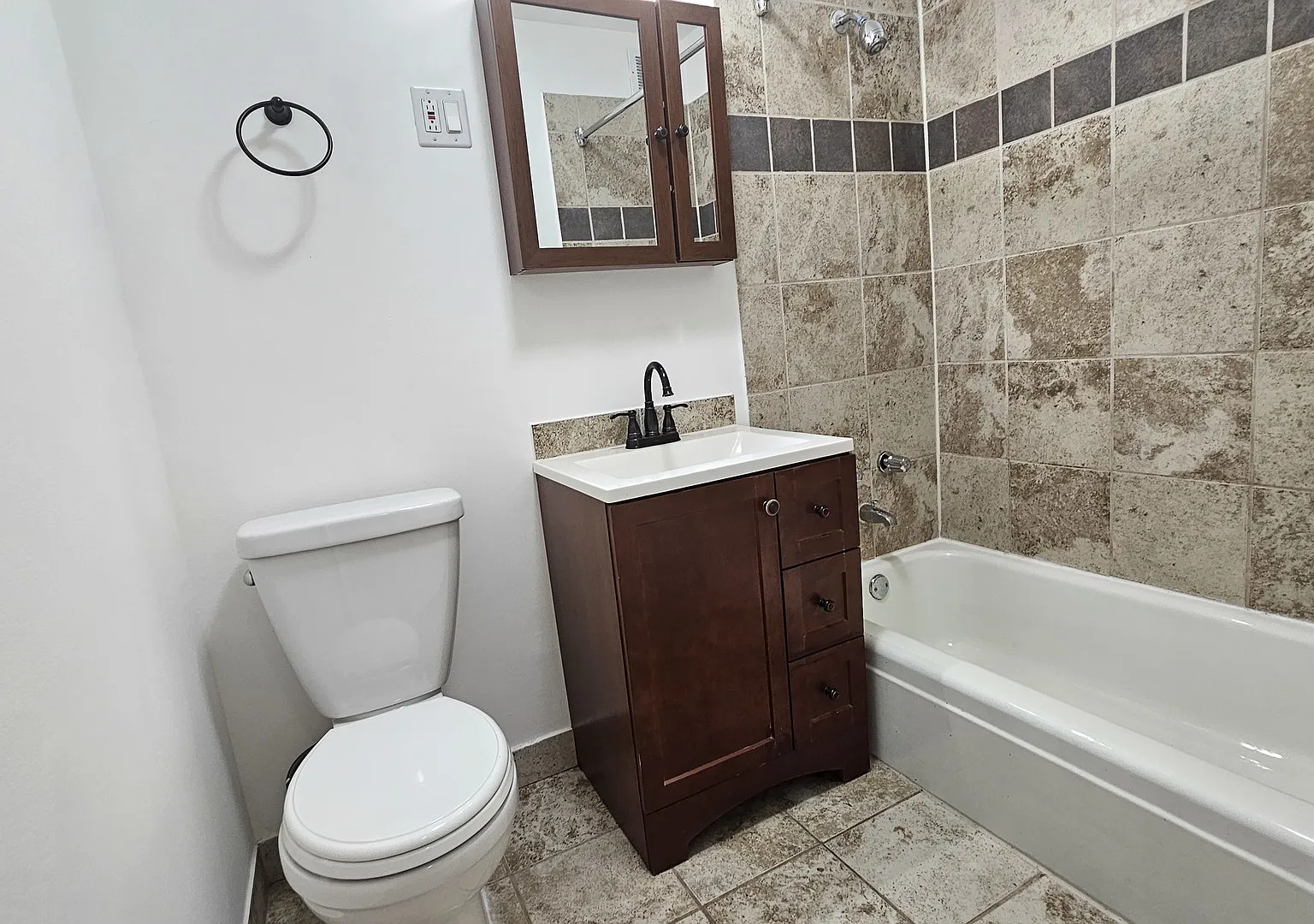 Studio, $1,895 — Photo 4