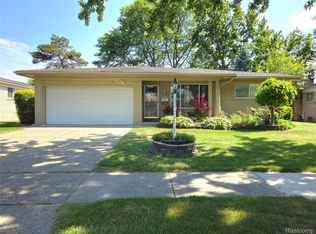 14740 Bon Brae Dr, Warren, MI 48088