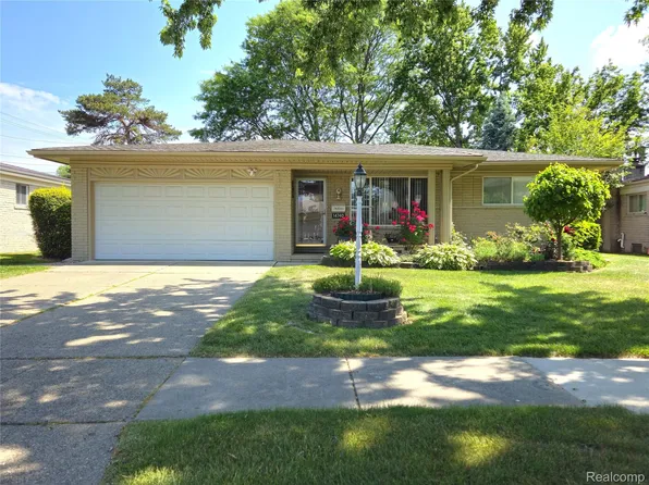 14740 Bon Brae Dr, Warren, MI 48088