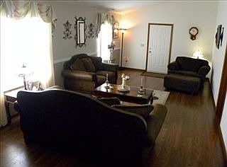 5th image of 185 Newport Dr #185