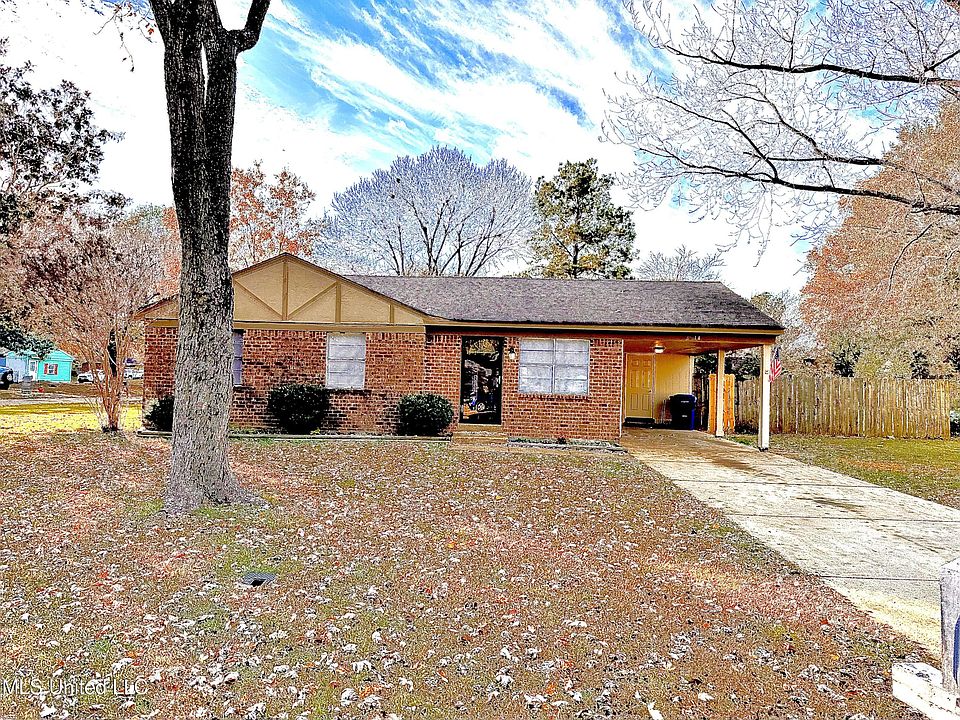 1st image of 2814 Normandy Dr