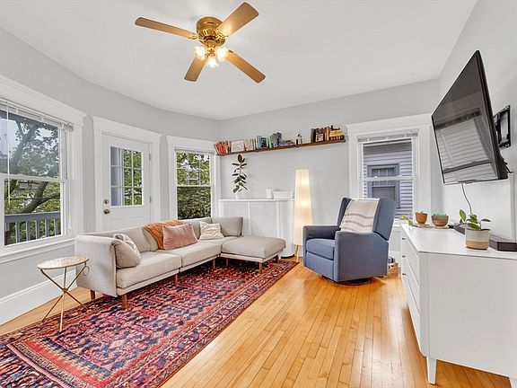 2nd image of 154 Lafayette St #2