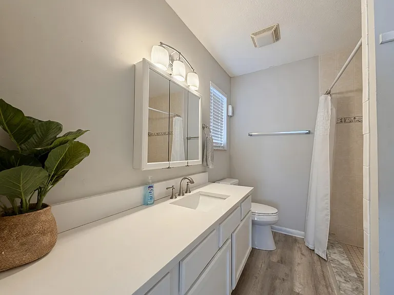 6752 Veronica Ct — Photo 21