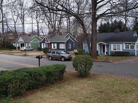 View to the neighborhood