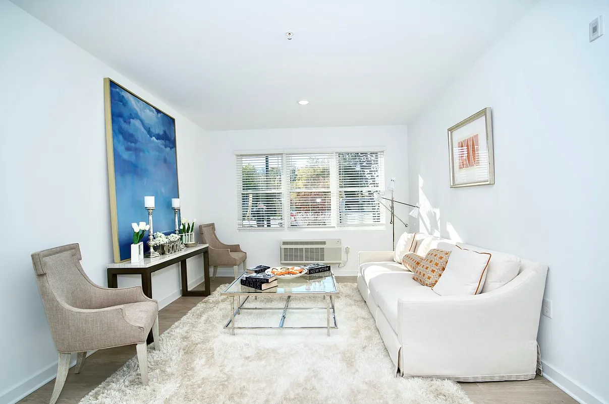 Avenel Holdings Edgertond — photo 10