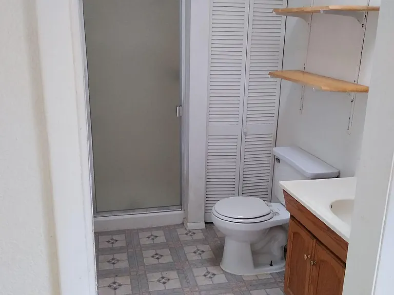 730 N Weber St — Photo 6