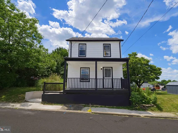 828 Mill St, Phillipsburg, NJ 08865