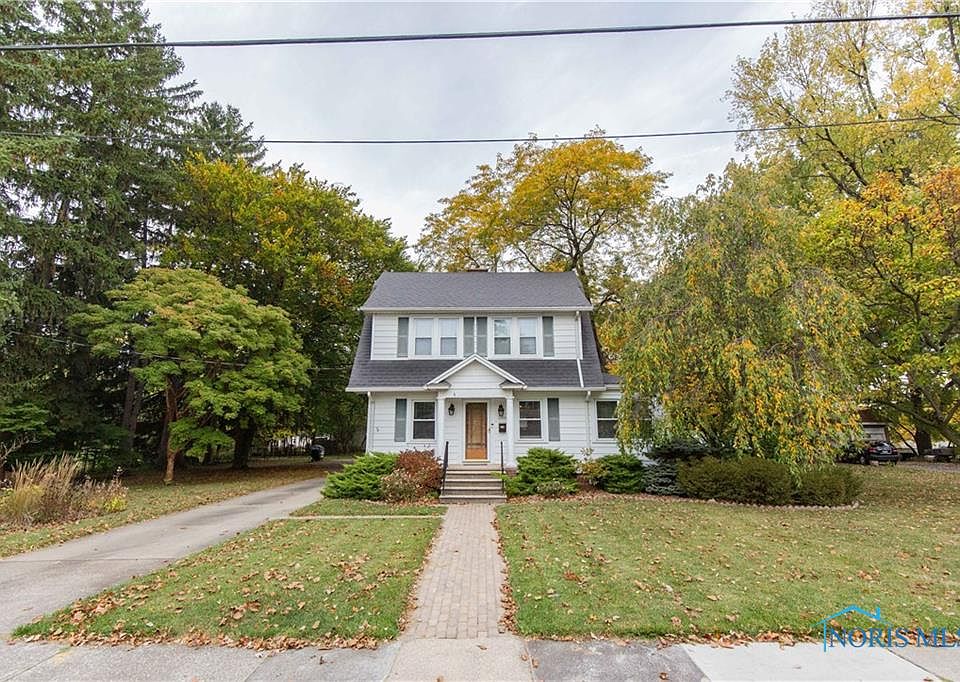 1st image of 1311 Fort St