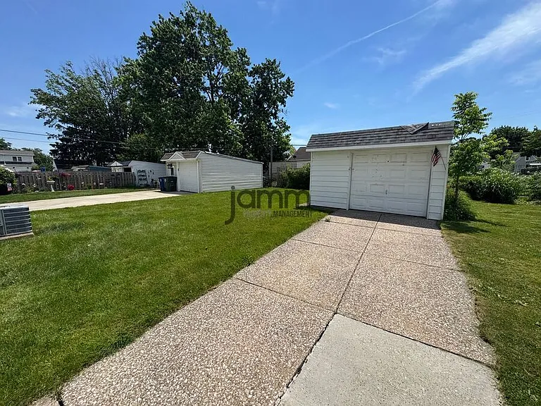6227 Traymore Ave — Photo 18