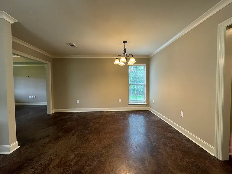 434 S Alexander Ave — Photo 6