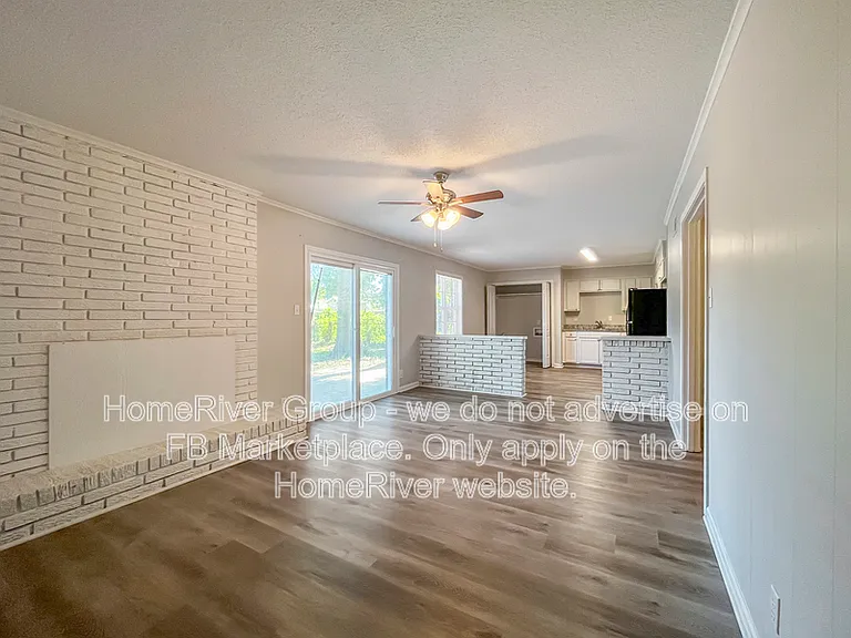 1756 W Holmes Rd — Photo 6