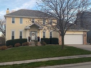 17233 K St, Omaha, NE 68135