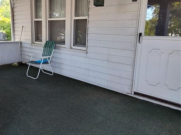 3rd image of 348 Georgia Ave