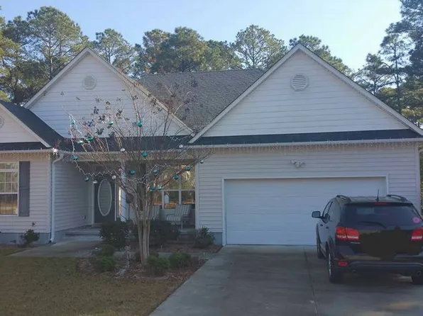 1500 Caracara Dr, New Bern, NC 28560