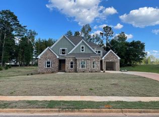 2927 Lily Ln, Statham, GA 30666