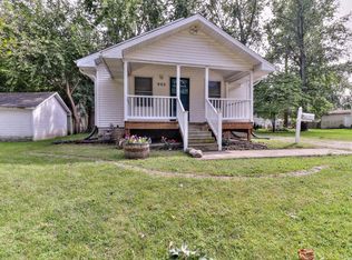 905 W Harvard St, Champaign, IL 61821