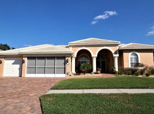 1070 Hook Dr, Spring Hill, FL 34608