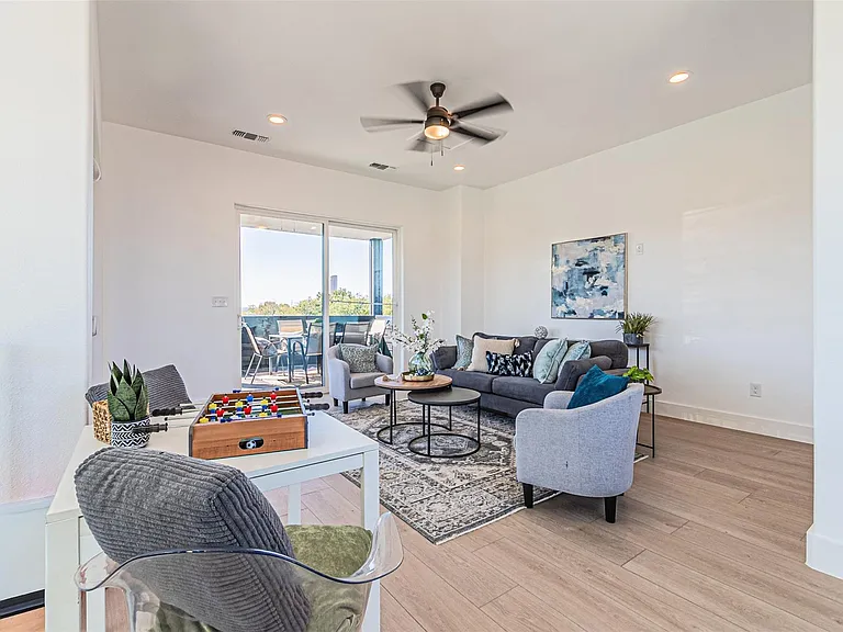 4309 Sylvester St — Photo 29