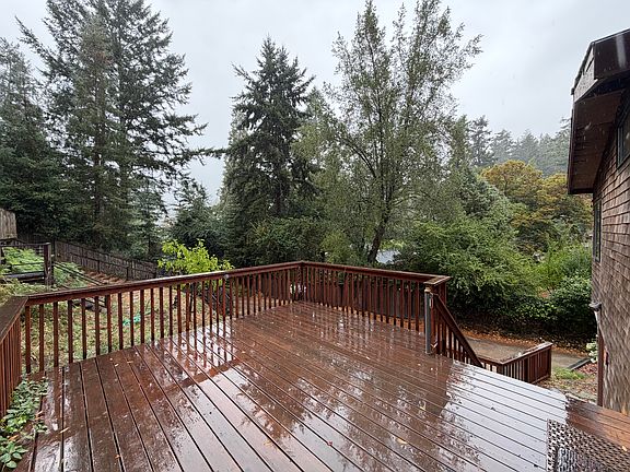 4th image of 51 Aztec Ave