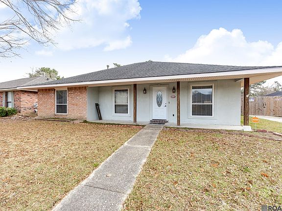 2nd image of 2309 Cully Dr