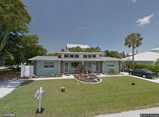 202 76th St, Holmes Beach, FL 34217