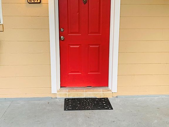 2nd image of 4836 Atlantic Blvd Unit 207