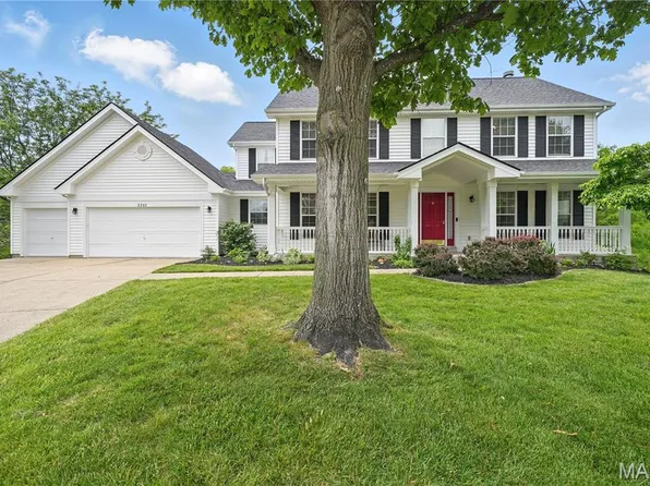 2232 Dartmouth Place Dr, Ballwin, MO 63011