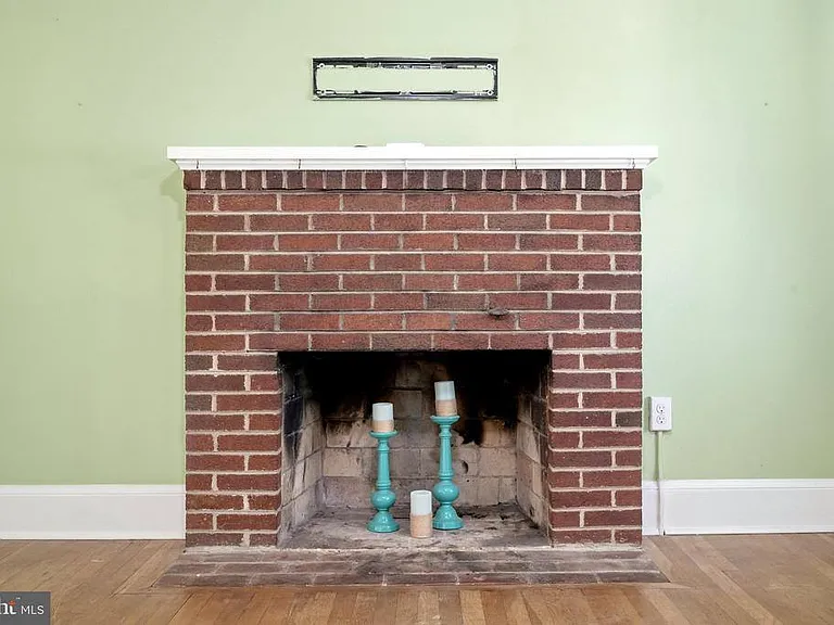 407 Manassas Ave — Photo 9