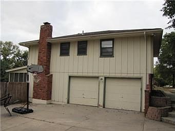 4th image of 1512 N 82nd St