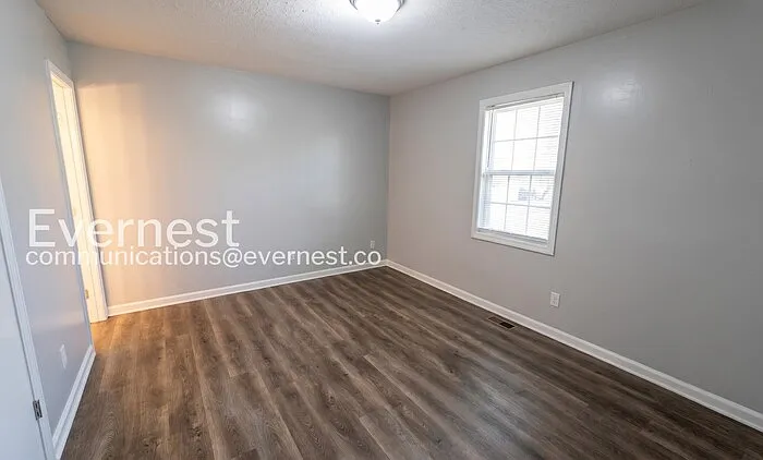 715 W Creek Cir — Photo 6