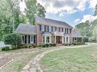 8200 Quarters Ln, Mint Hill, NC 28227