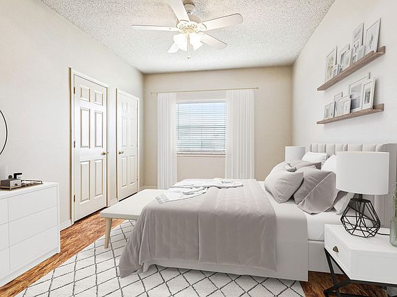 3rd image of 102 Royal St #0