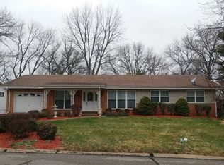 1023 Tempo Dr, Saint Louis, MO 63146
