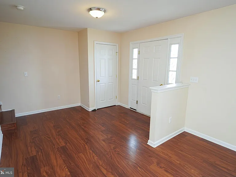 1331 Aspen Dr — Photo 24