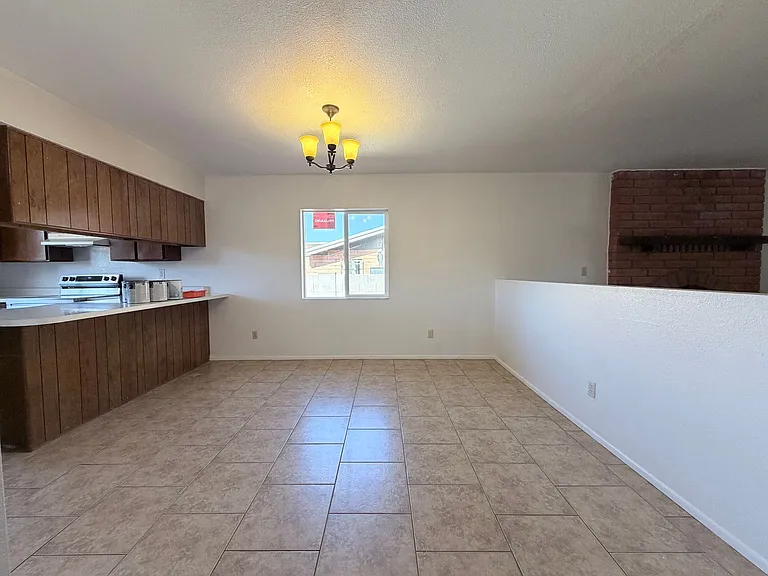 2864 E Wilcox Dr — Photo 8